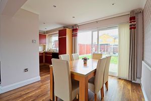 Dining Room- click for photo gallery